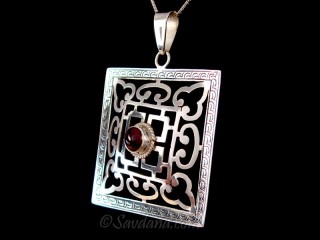 PA560 Pendentif Argent Massif Mandala Grenat