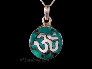 PA564 Pendentif Argent Massif Om