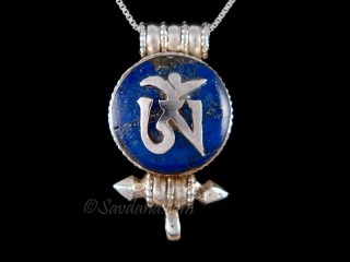 PA569 Pendentif Amulette Ghau Argent Massif Om