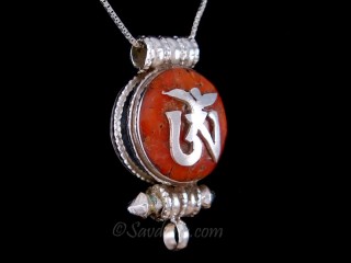 PA570 Pendentif Amulette Ghau Argent Massif Om