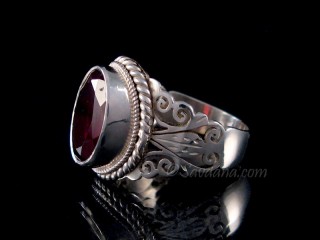 BA429 Bague Argent Massif Grenat