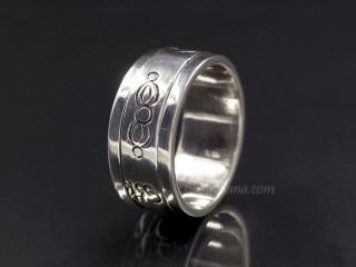 BA286. Bague Tibétaine en Argent Massif Mantra